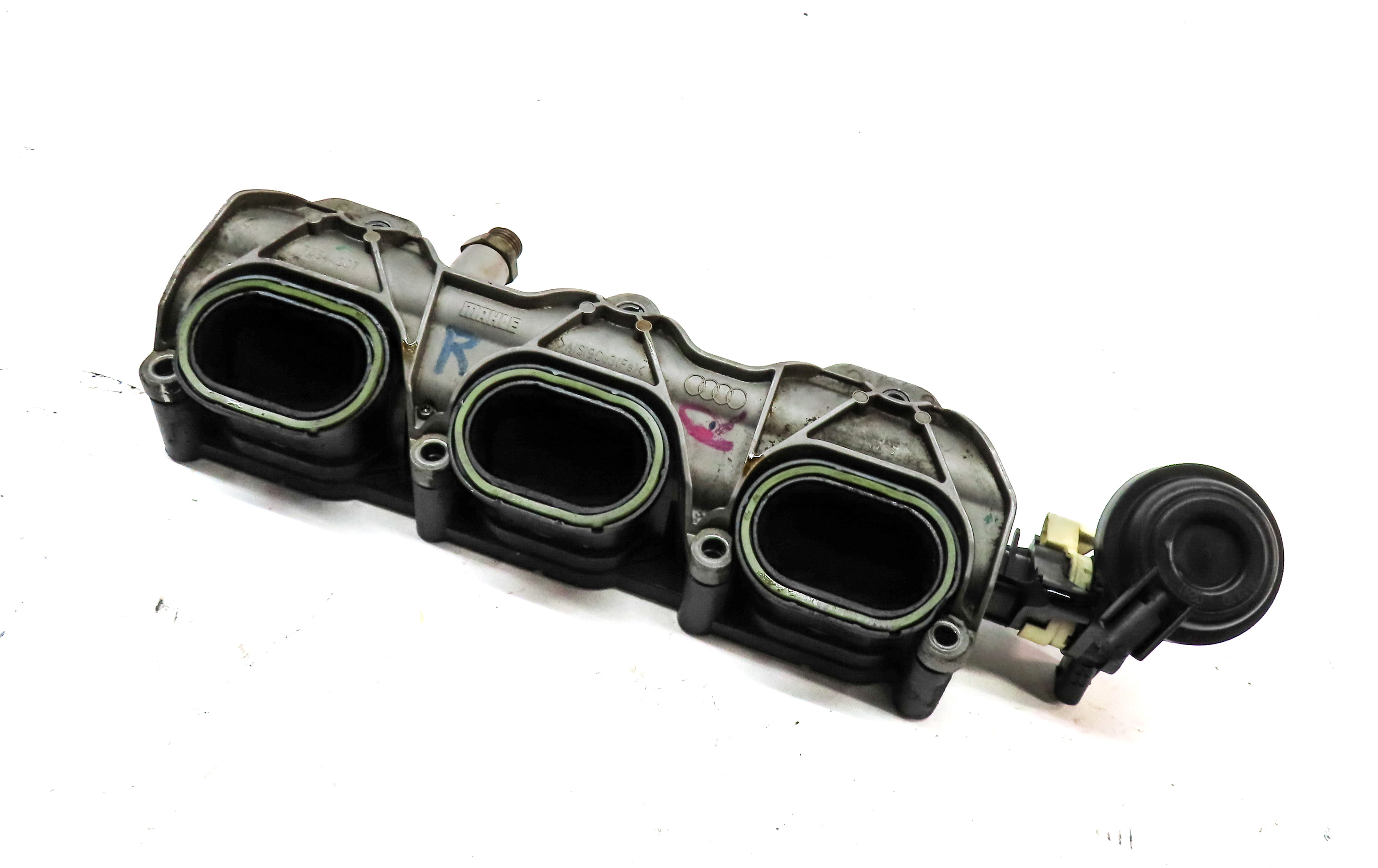 12-17 AUDI A6 A7 Q5 S5 SQ5 (C7 4G8 B8 8T 8R) RIGHT INTAKE MANIFOLD DIFFUSER RAIL — exact item pictured